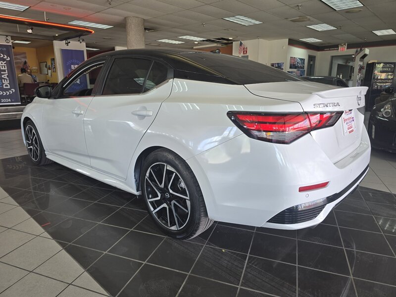 Used 2025 Nissan Sentra SR FWD image 6