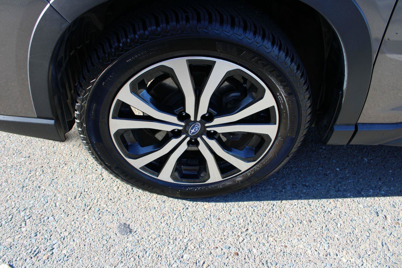 Used 2019 Subaru Forester Limited AWD/4WD image 12