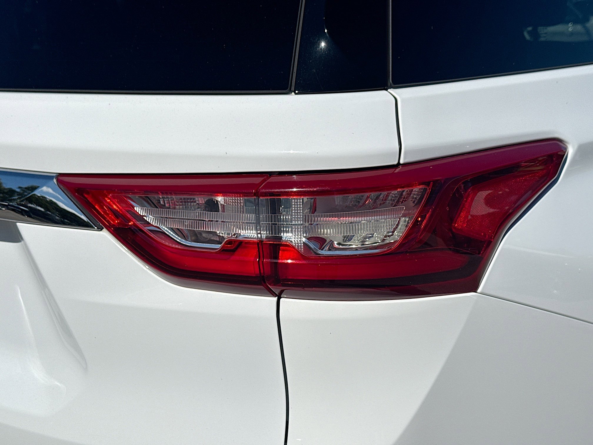 Used 2020 Chevrolet Traverse LT image 27