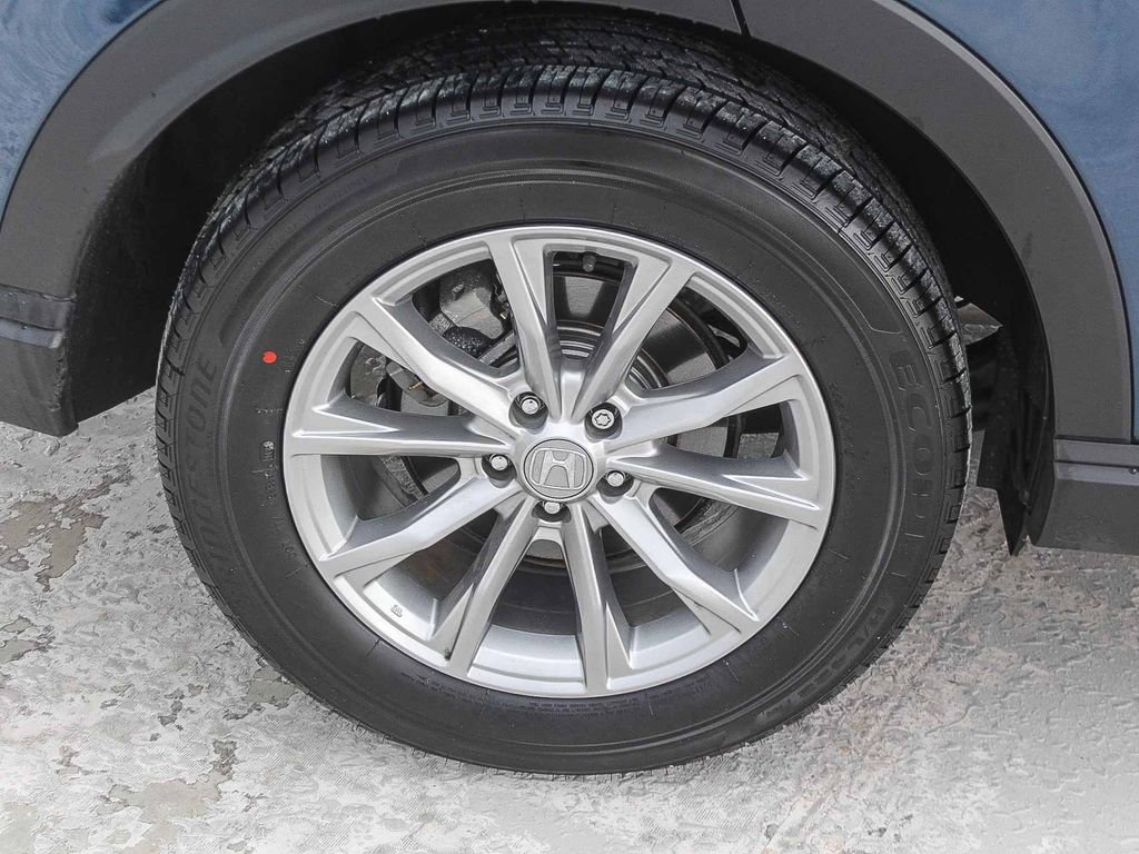 Certified 2025 Honda CR-V EX image 9