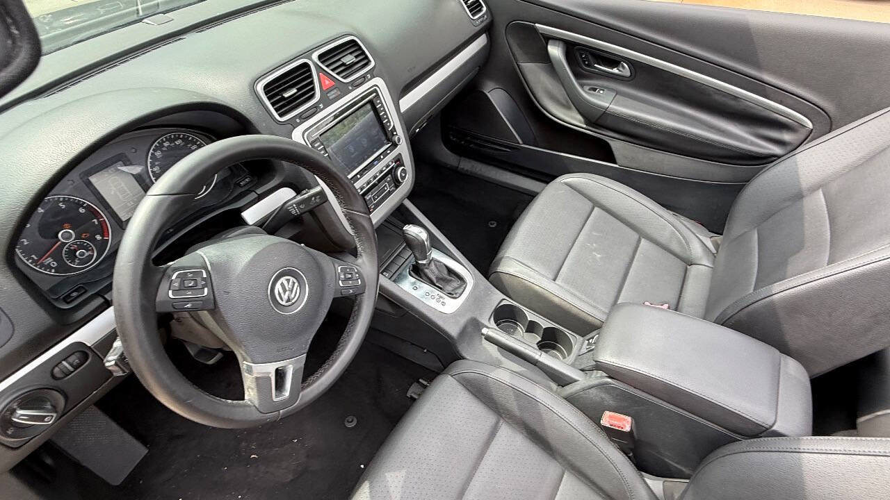 Used 2012 Volkswagen Eos Komfort FWD image 35
