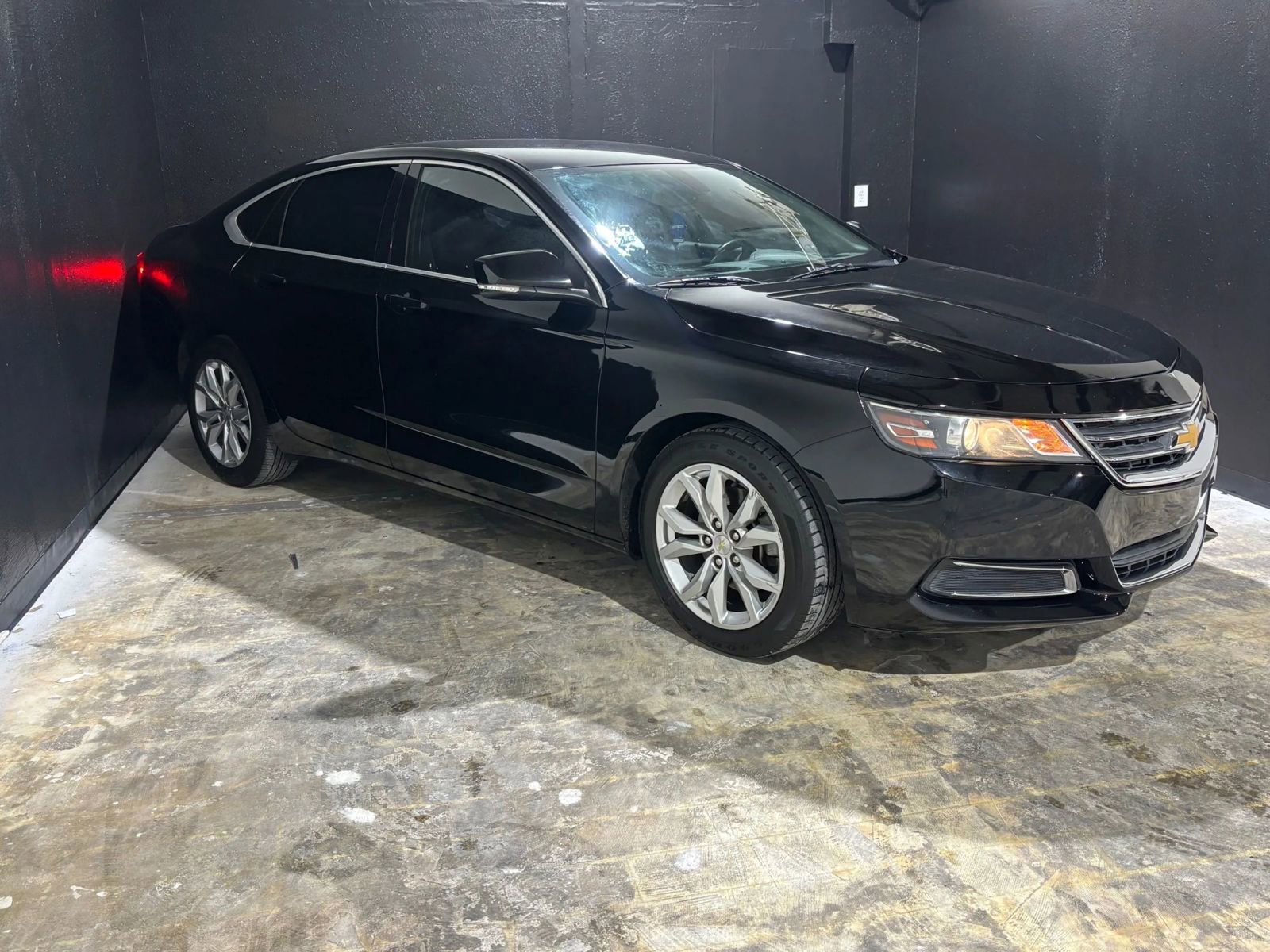 Used 2017 Chevrolet Impala LT w/ Convenience Package FWD image 1