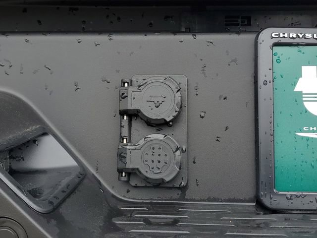 New 2026 RAM 1500 Laramie w/ Night Edition image 10