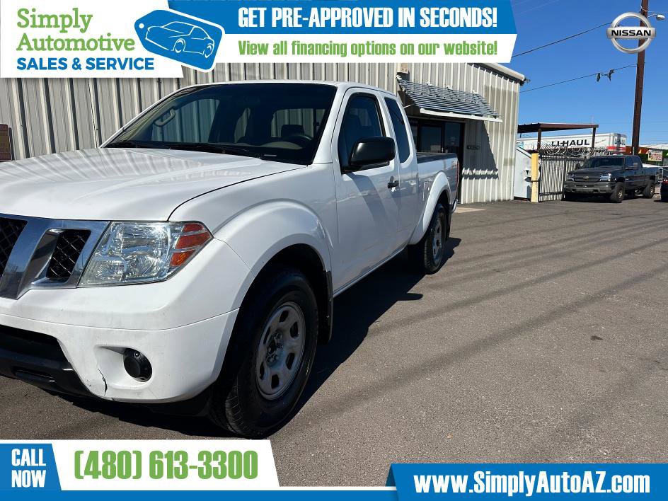Used 2012 Nissan Frontier SV AWD/4WD image 3
