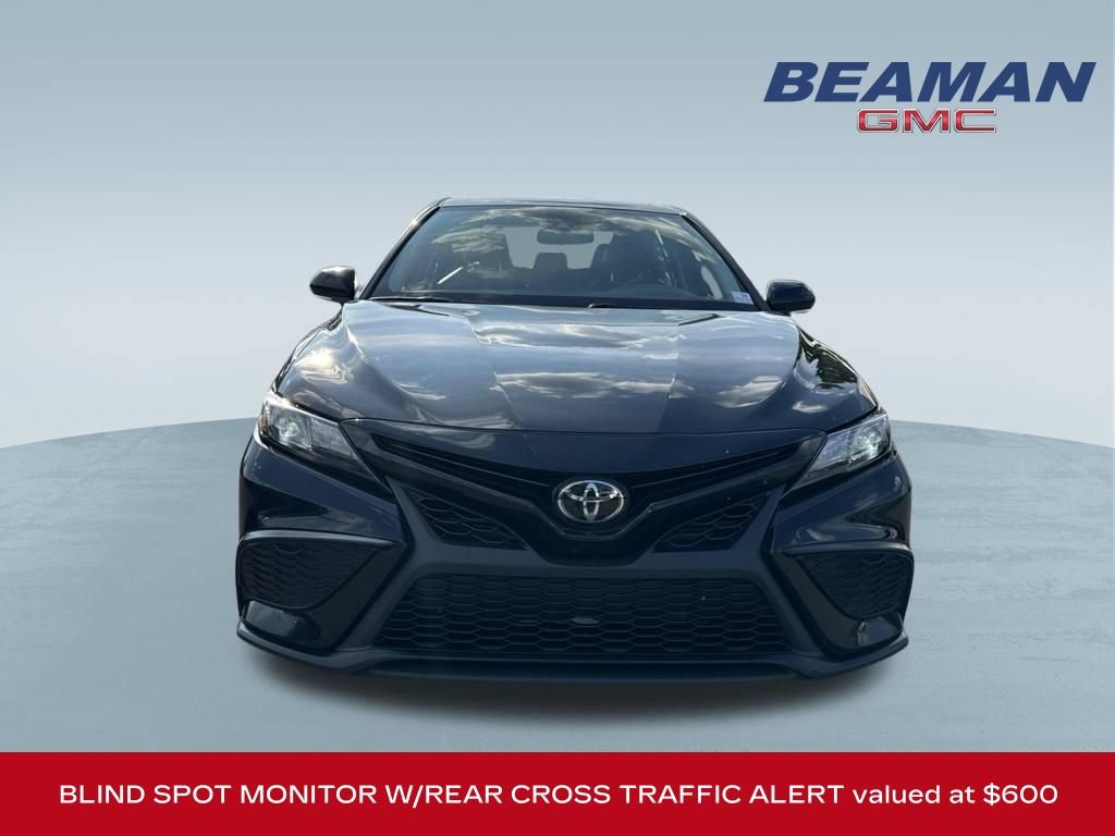 Used 2024 Toyota Camry SE w/ Convenience Package FWD image 2