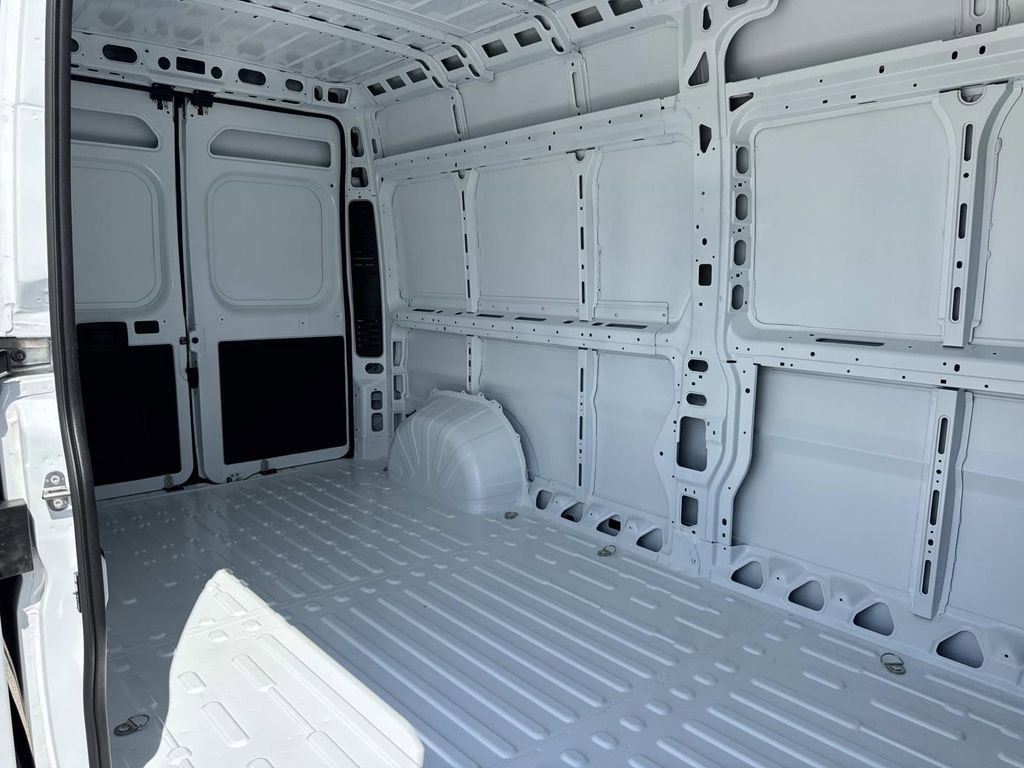 New 2026 RAM ProMaster 2500 w/ Convenience Group image 20