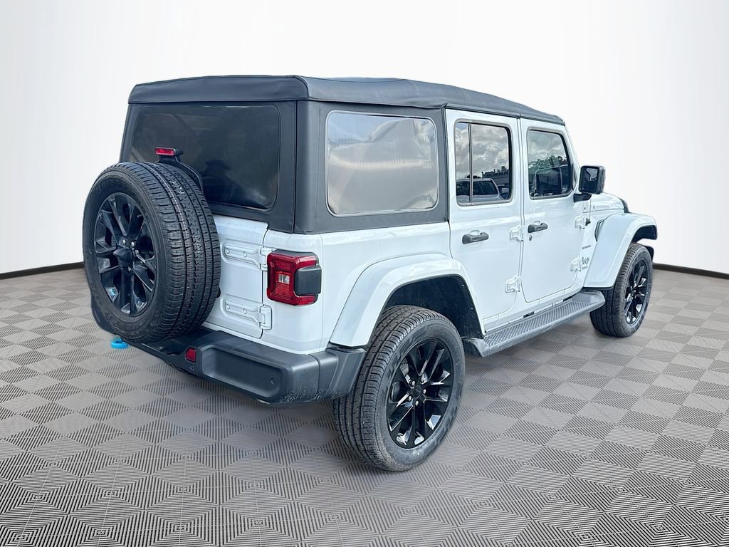 Used 2022 Jeep Wrangler Unlimited Sahara w/ Safety Group image 6
