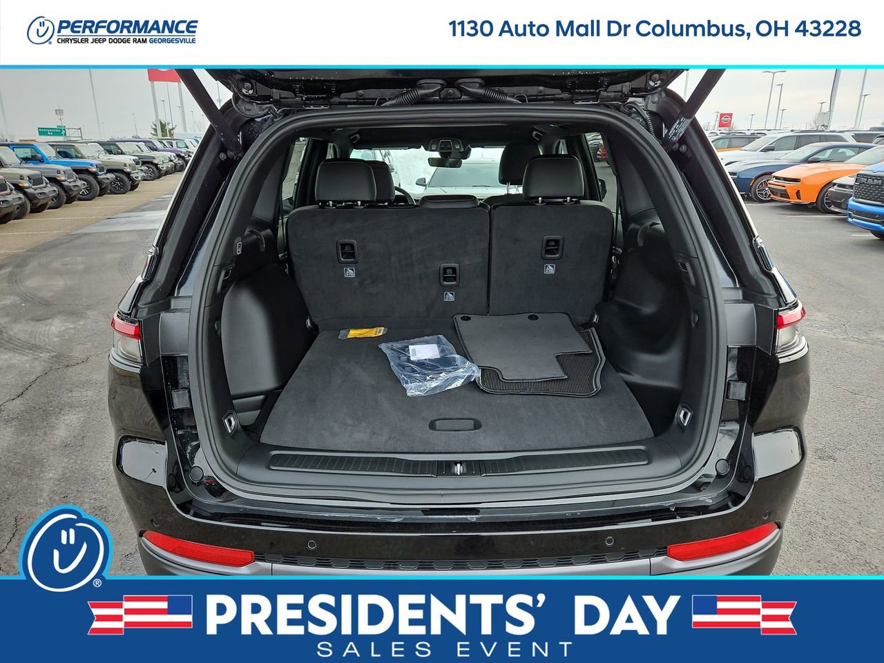 New 2026 Jeep Grand Cherokee Laredo image 11