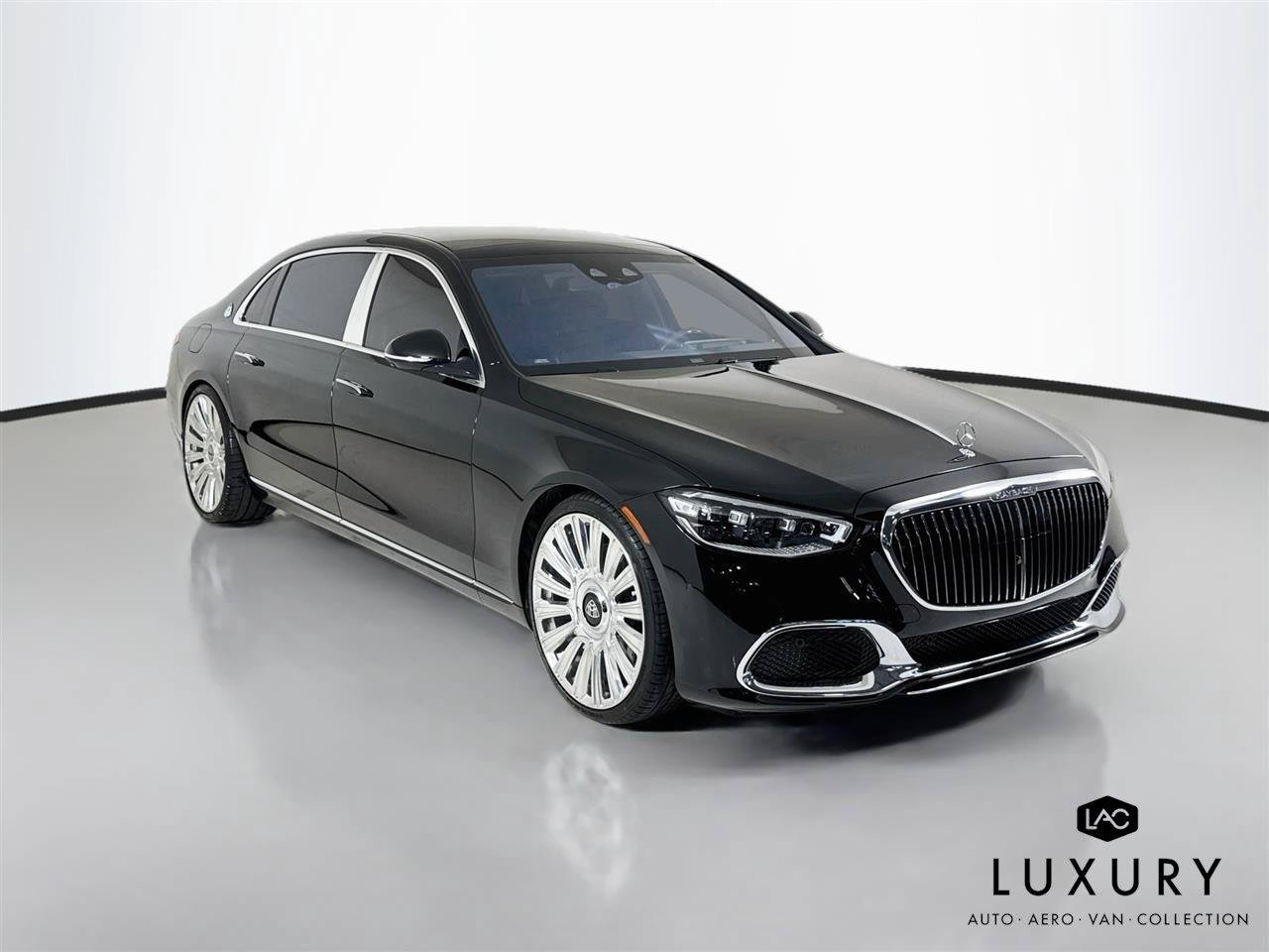 Used 2021 Mercedes-Benz Maybach S 580 4MATIC image 2
