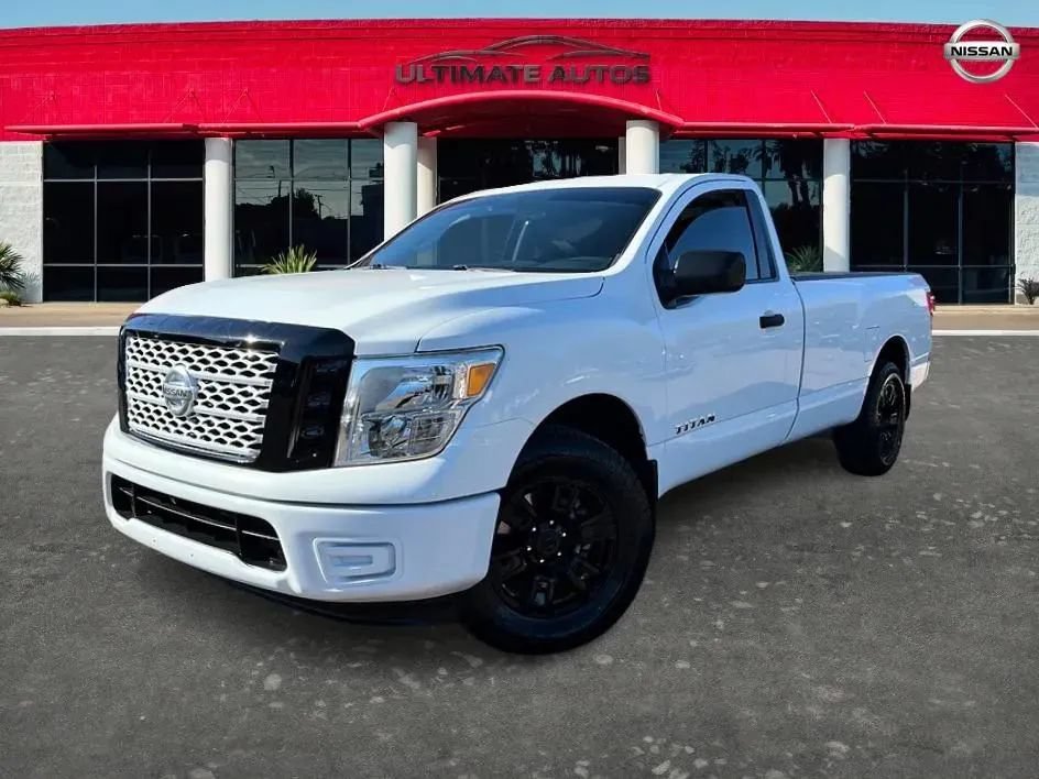 Used 2017 Nissan Titan S AWD/4WD image 2