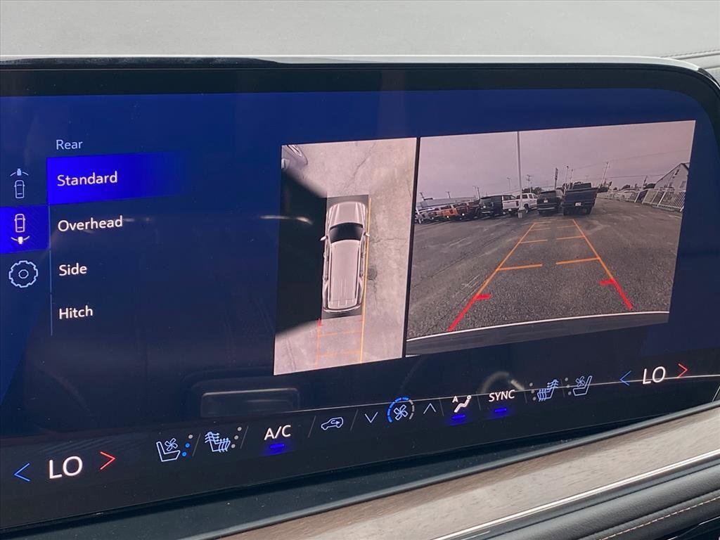 New 2025 Chevrolet Tahoe High Country w/ Sun And Tow Package image 20