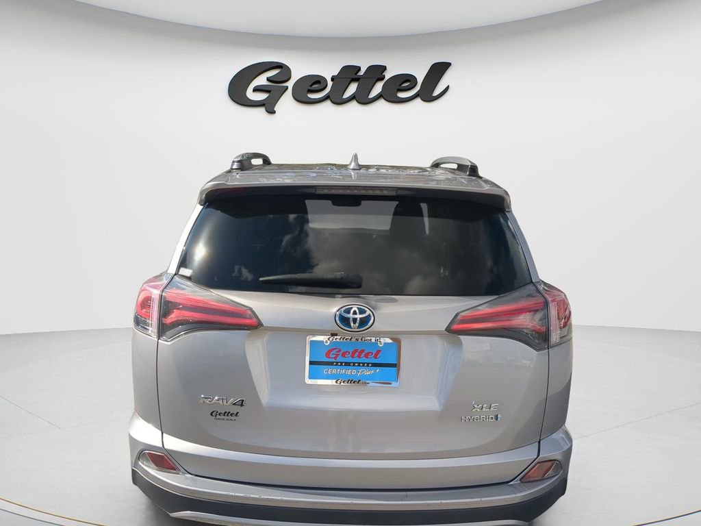 Used 2018 Toyota RAV4 XLE image 13