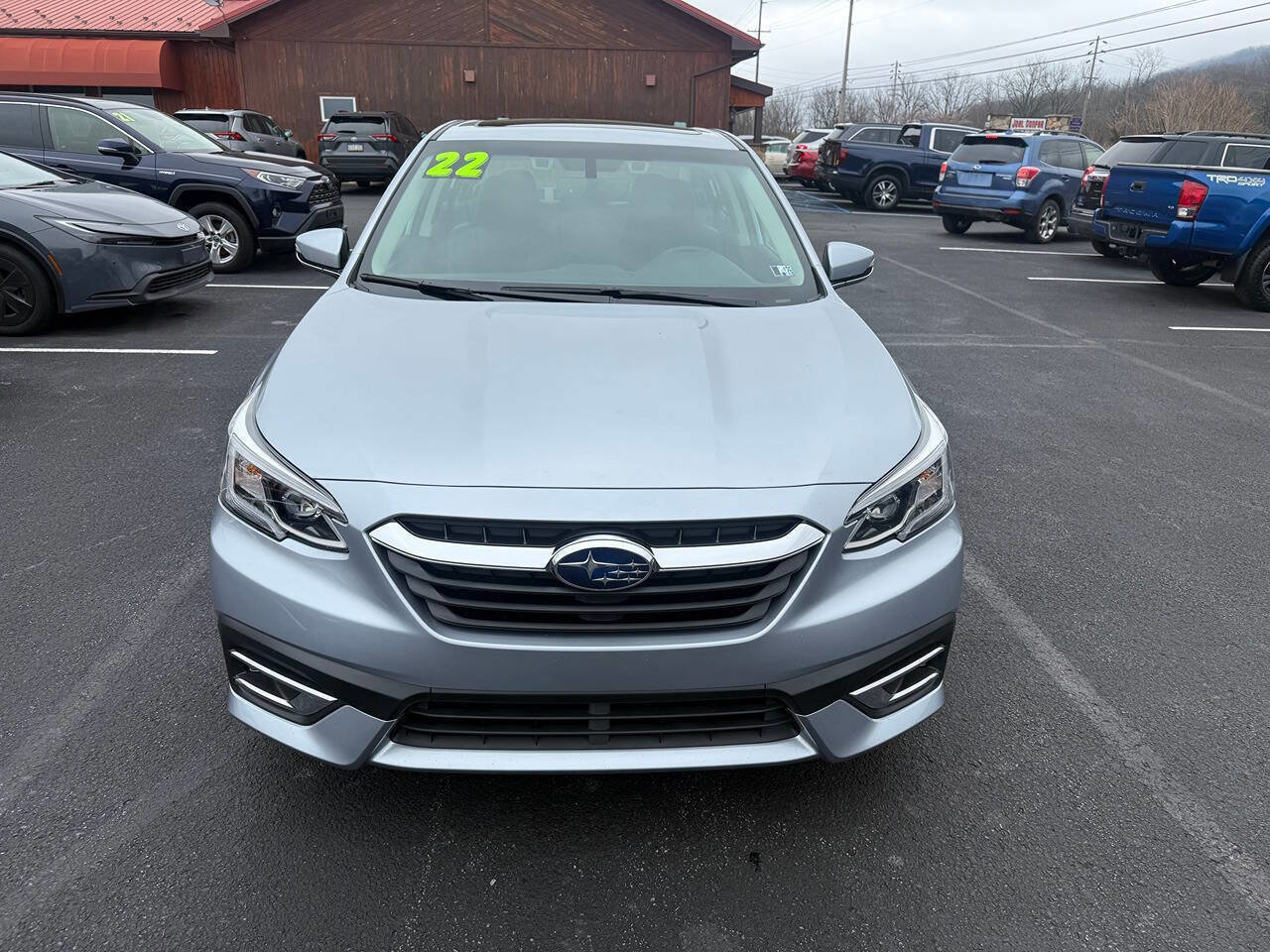 Used 2022 Subaru Legacy Limited AWD/4WD image 3