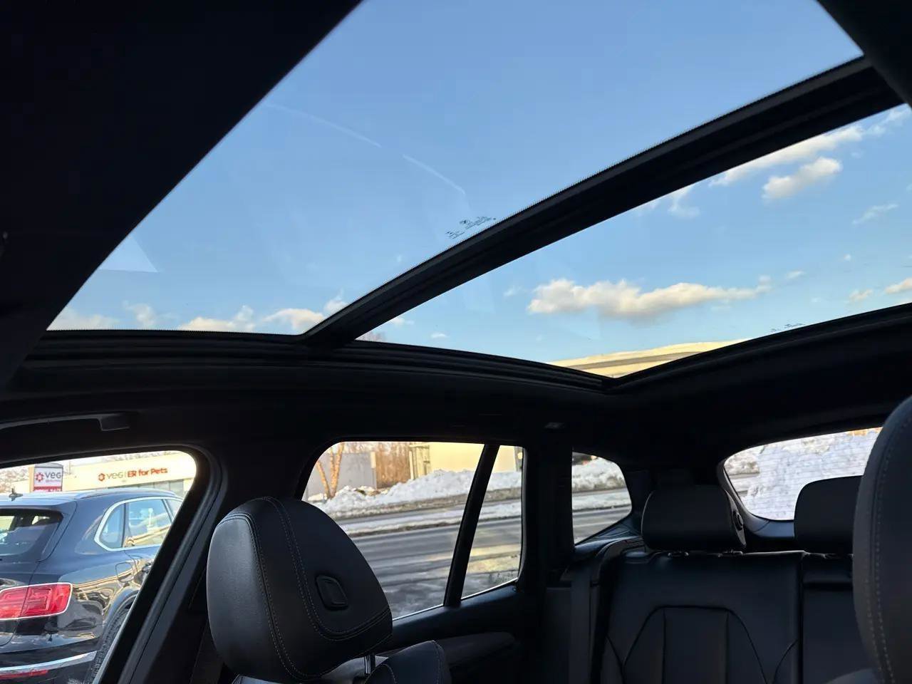 Used 2023 BMW X3 xDrive30i w/ Premium Package image 60