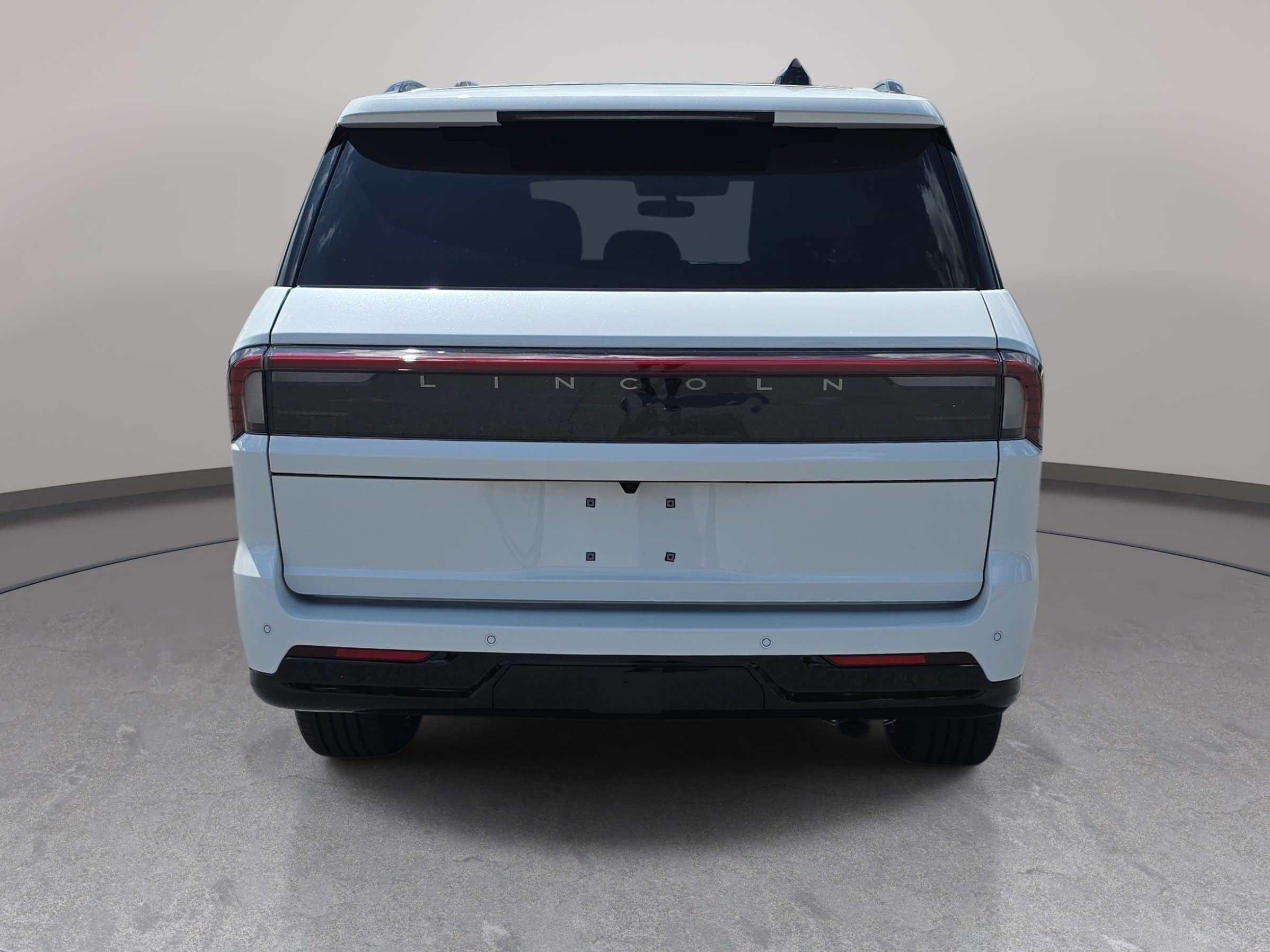 New 2027 Lincoln Navigator Reserve w/ Jet Appearance Package AWD/4WD image 6