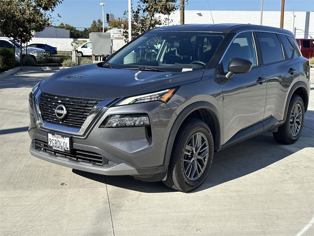 Used 2023 Nissan Rogue S image 7