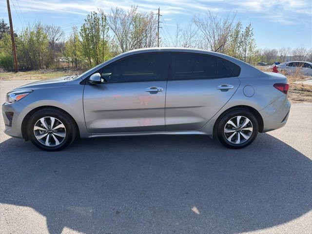 Used 2023 Kia Rio S w/ Technology Package image 7