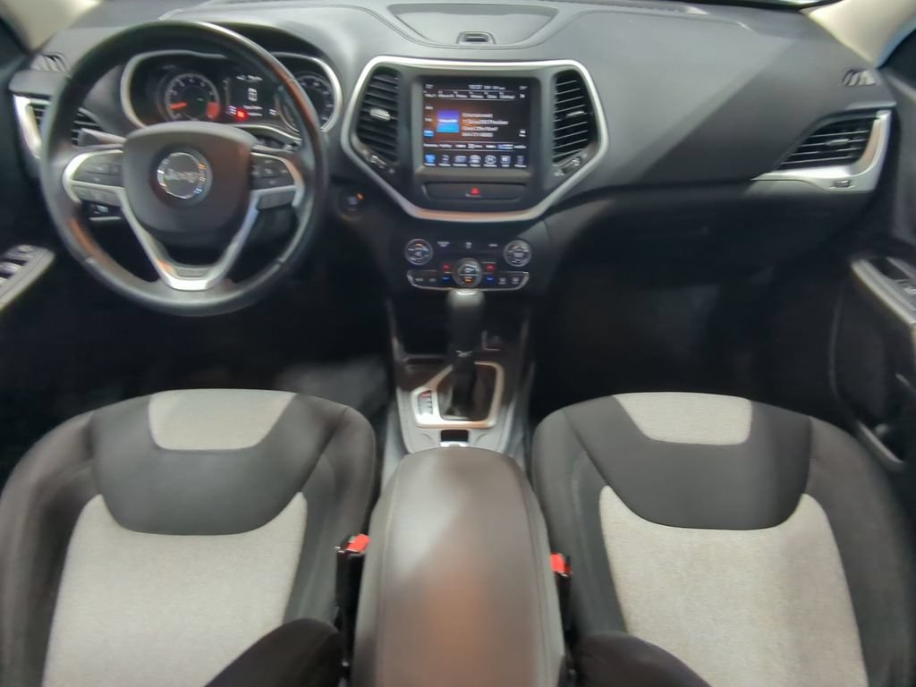 Used 2014 Jeep Cherokee Latitude w/ Comfort/Convenience Group FWD image 18