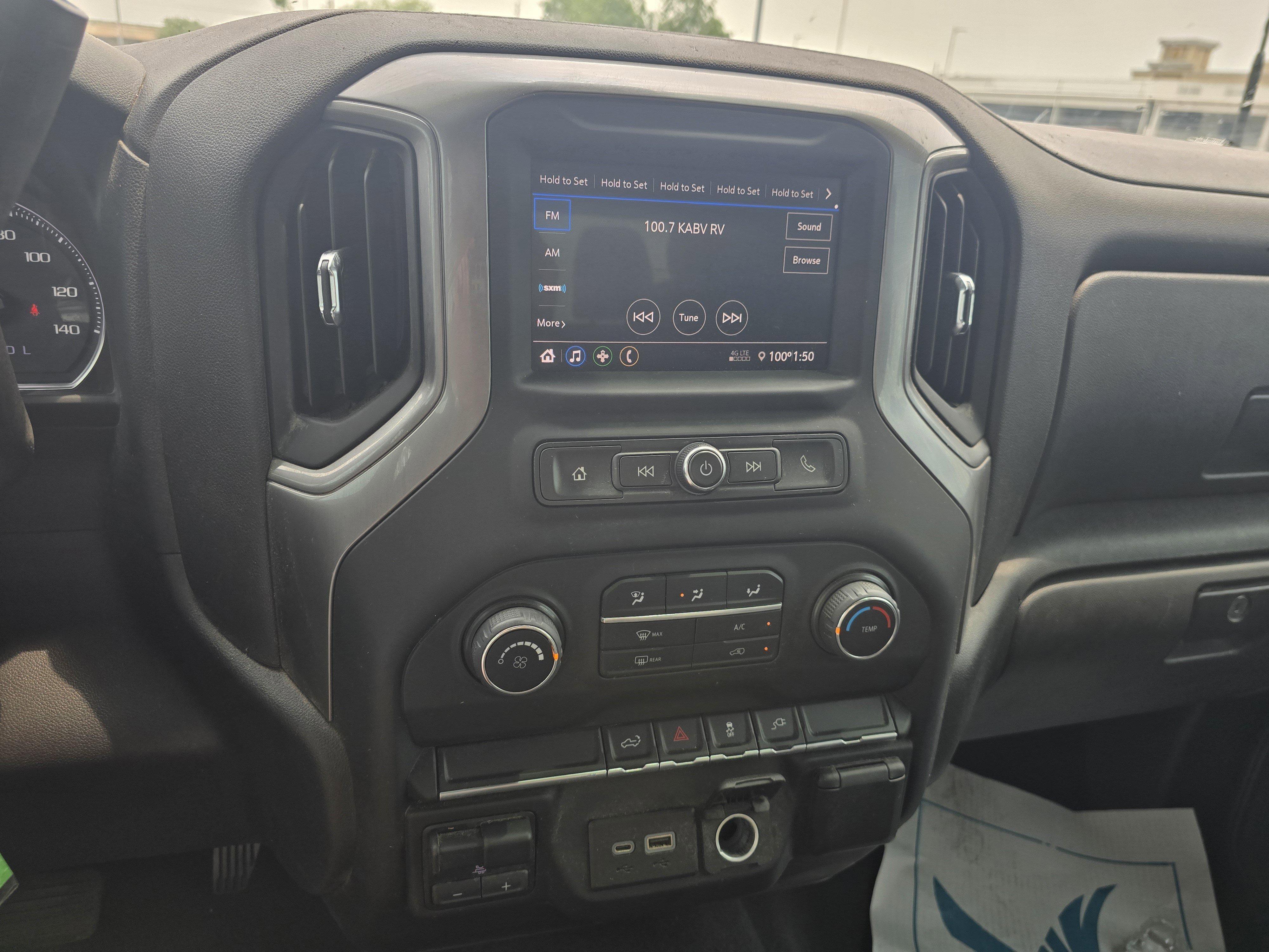 Used 2022 Chevrolet Silverado 2500 Custom w/ Custom Value Package AWD/4WD image 15