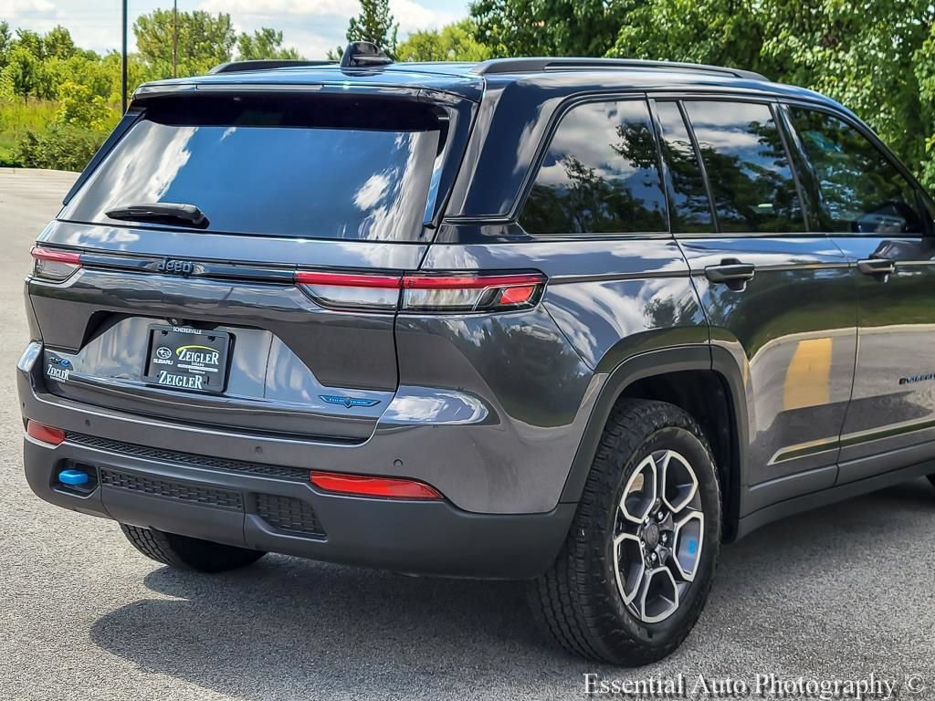 Used 2023 Jeep Grand Cherokee Trailhawk AWD/4WD image 6