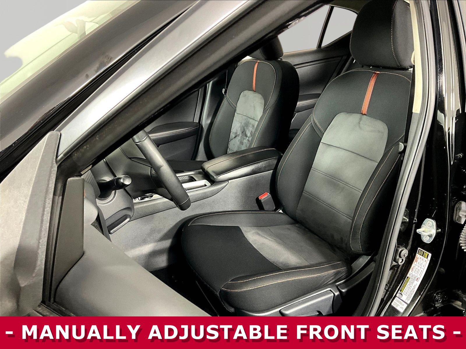 Certified 2023 Nissan Sentra SR w/ Midnight Edition Package FWD image 20