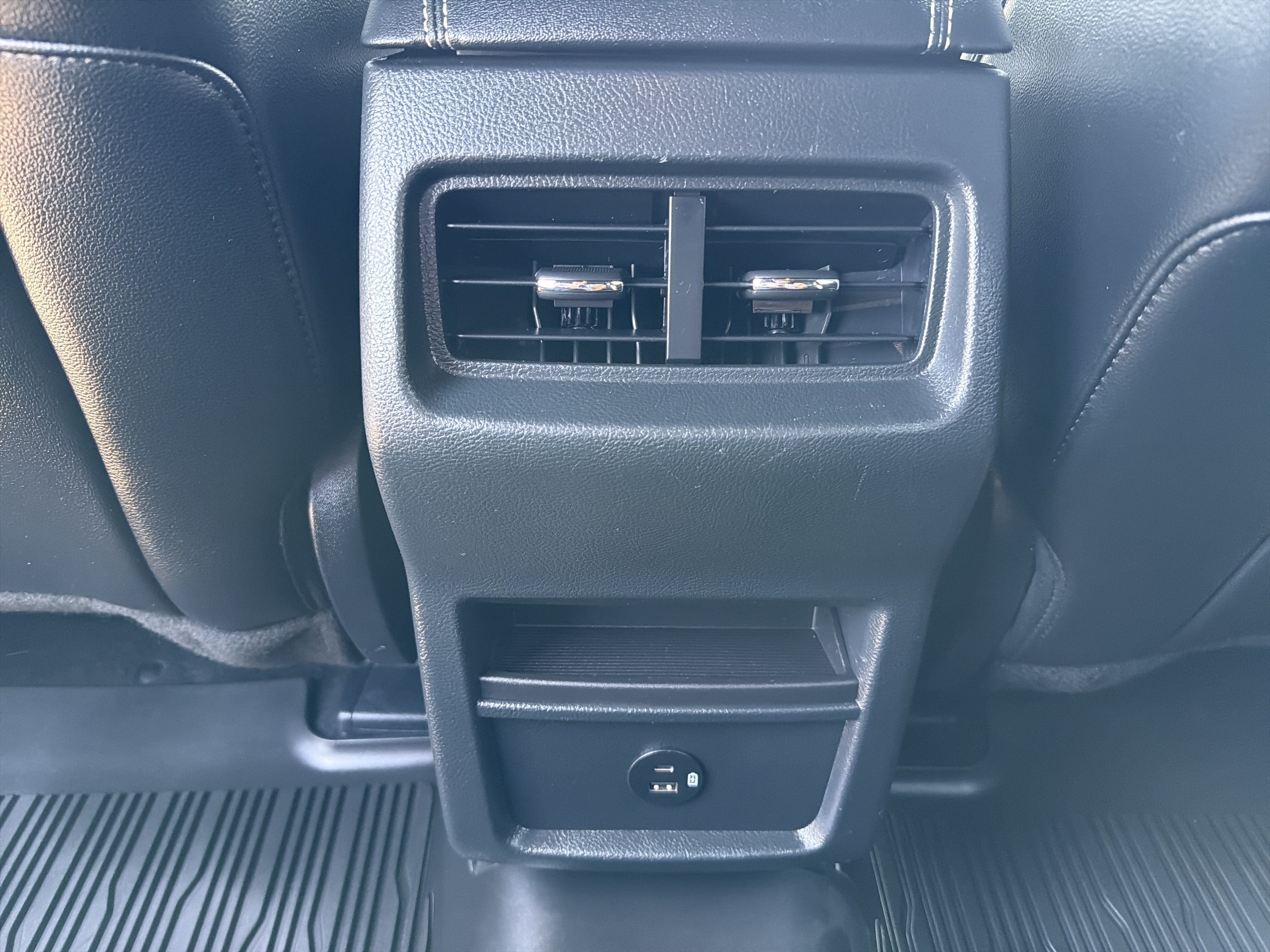 Used 2021 Ford Edge ST AWD/4WD image 20
