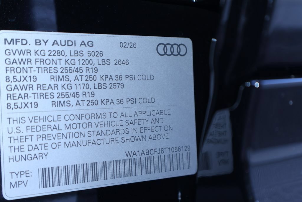 New 2026 Audi Q3 quattro 2.0T w/ Technology Package AWD/4WD image 24