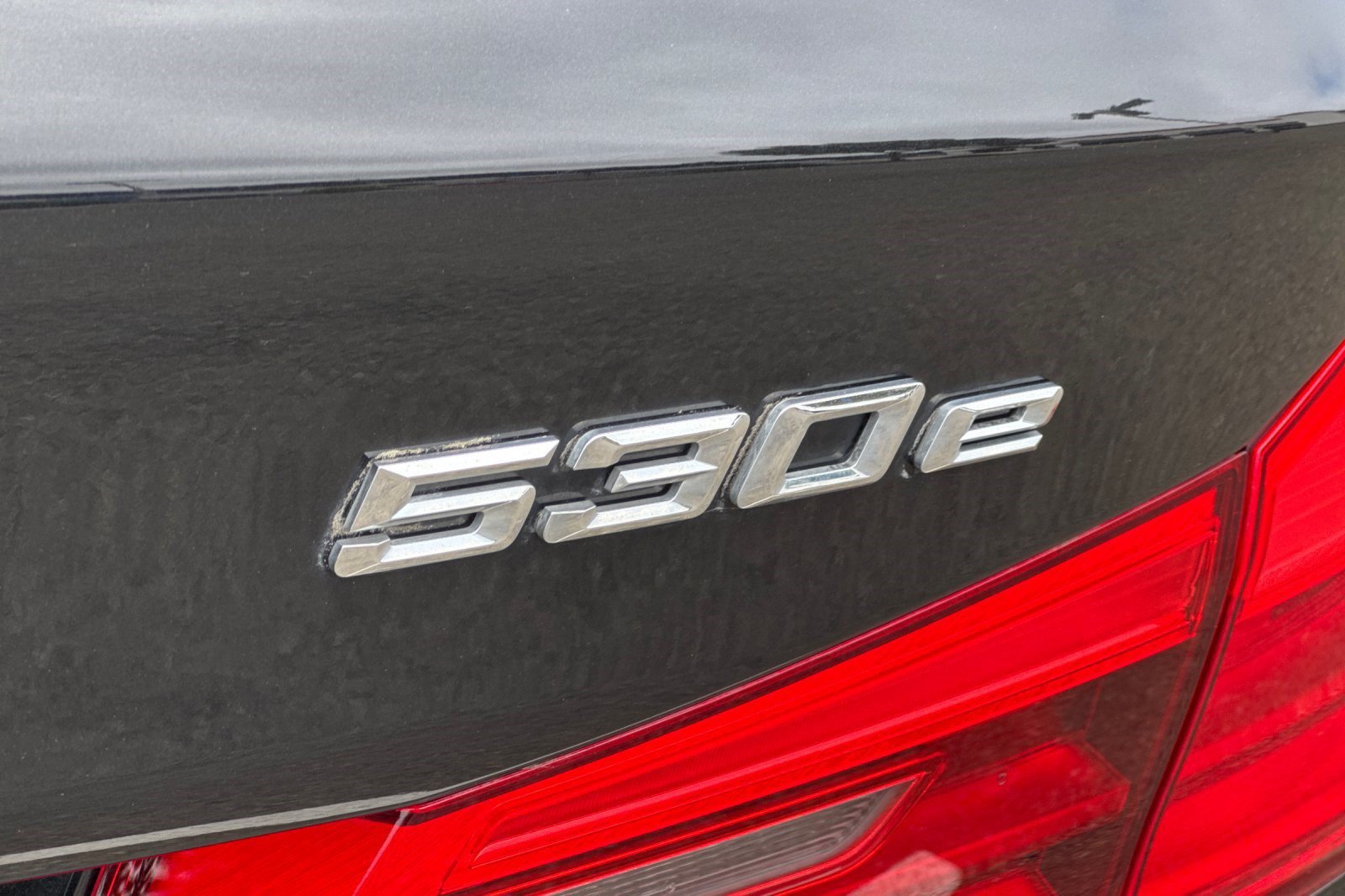 Used 2018 BMW 530e xDrive AWD/4WD image 29