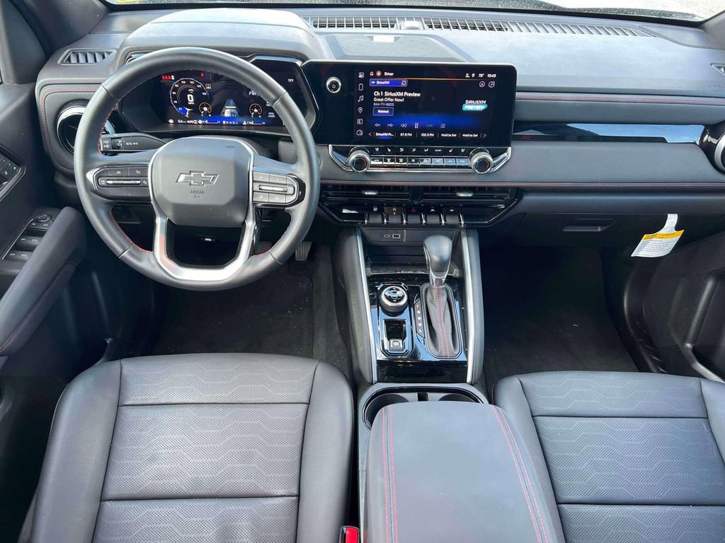 Used 2025 Chevrolet Colorado Z71 w/ Technology Package image 14