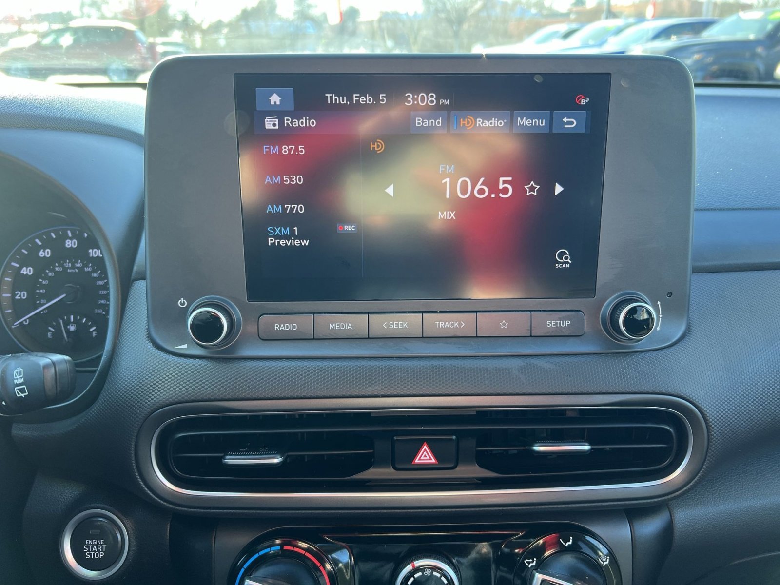 Used 2023 Hyundai Kona SEL image 18