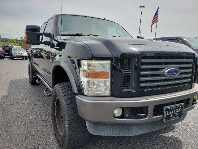 Used 2009 Ford F250 FX4 AWD/4WD image 2