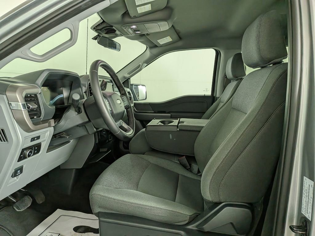 Used 2025 Ford F150 XLT w/ Equipment Group 301A Standard AWD/4WD image 15