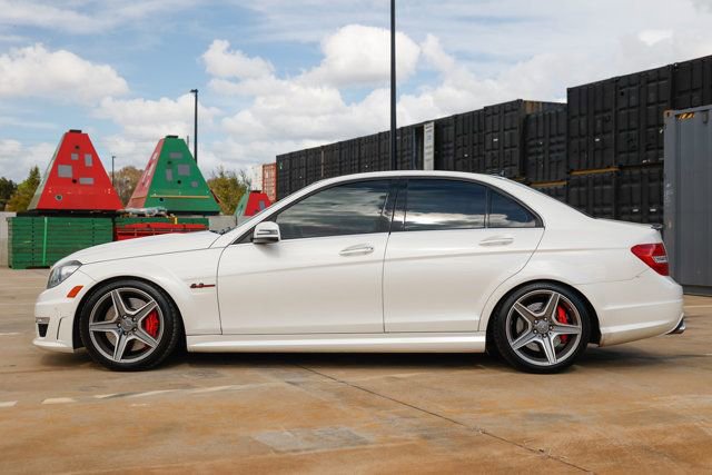 Used 2013 Mercedes-Benz C 63 AMG Sedan w/ AMG Development Pkg image 8