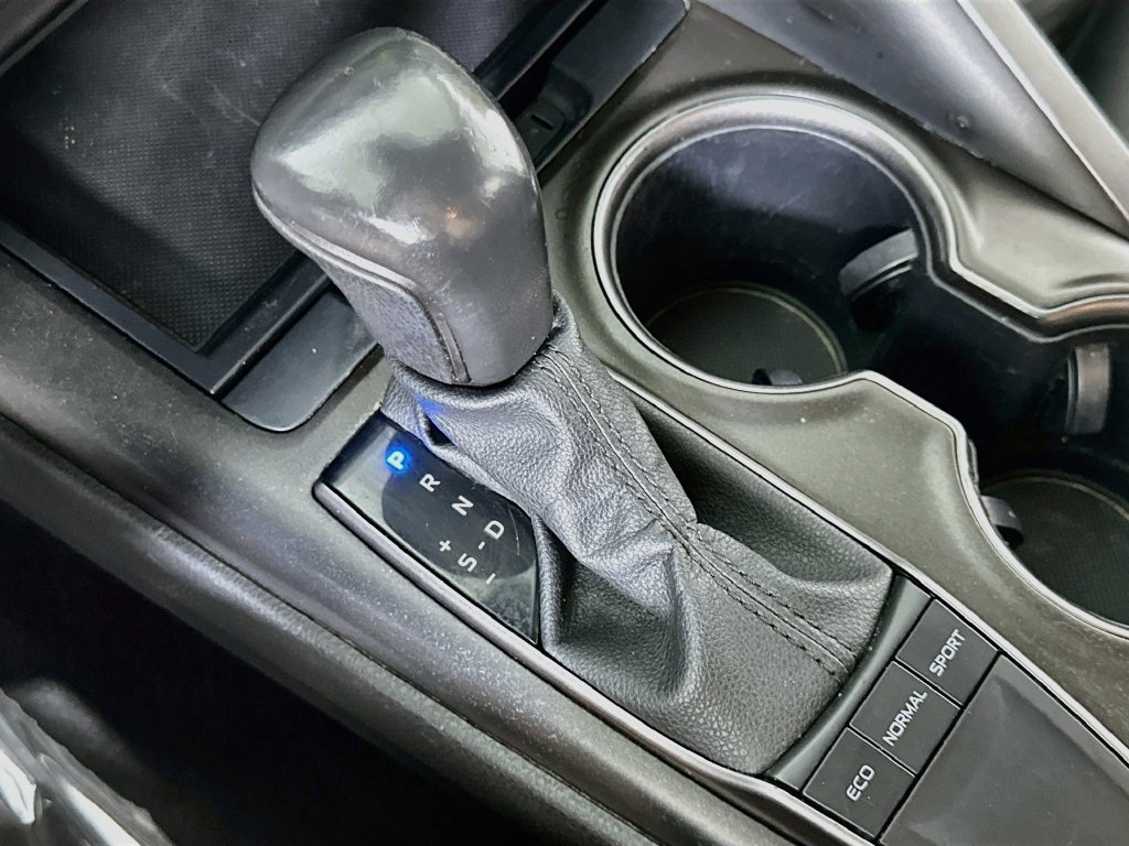 Used 2023 Toyota Camry SE FWD image 32