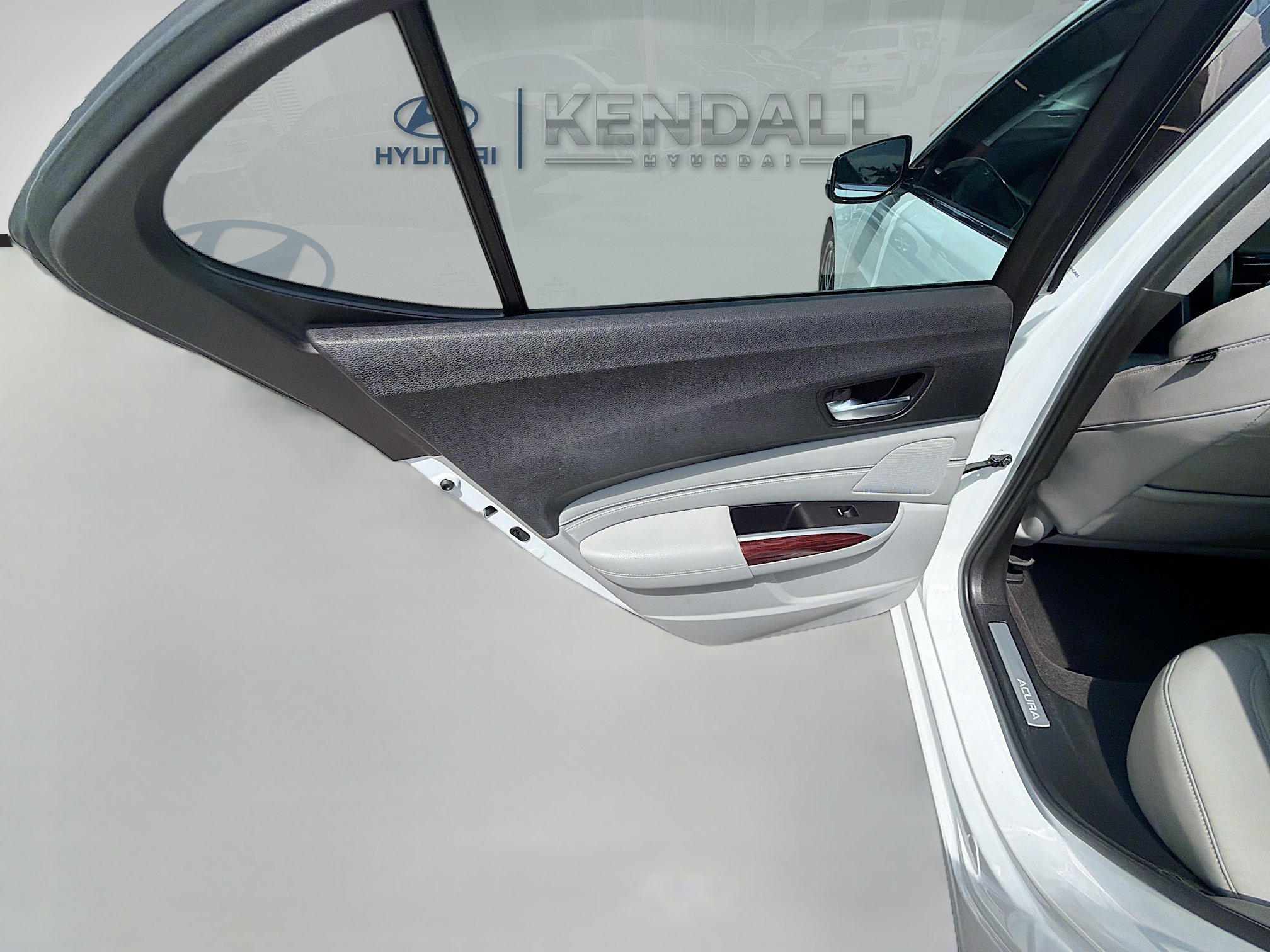 Used 2015 Acura TLX V6 w/ Technology Package FWD image 24