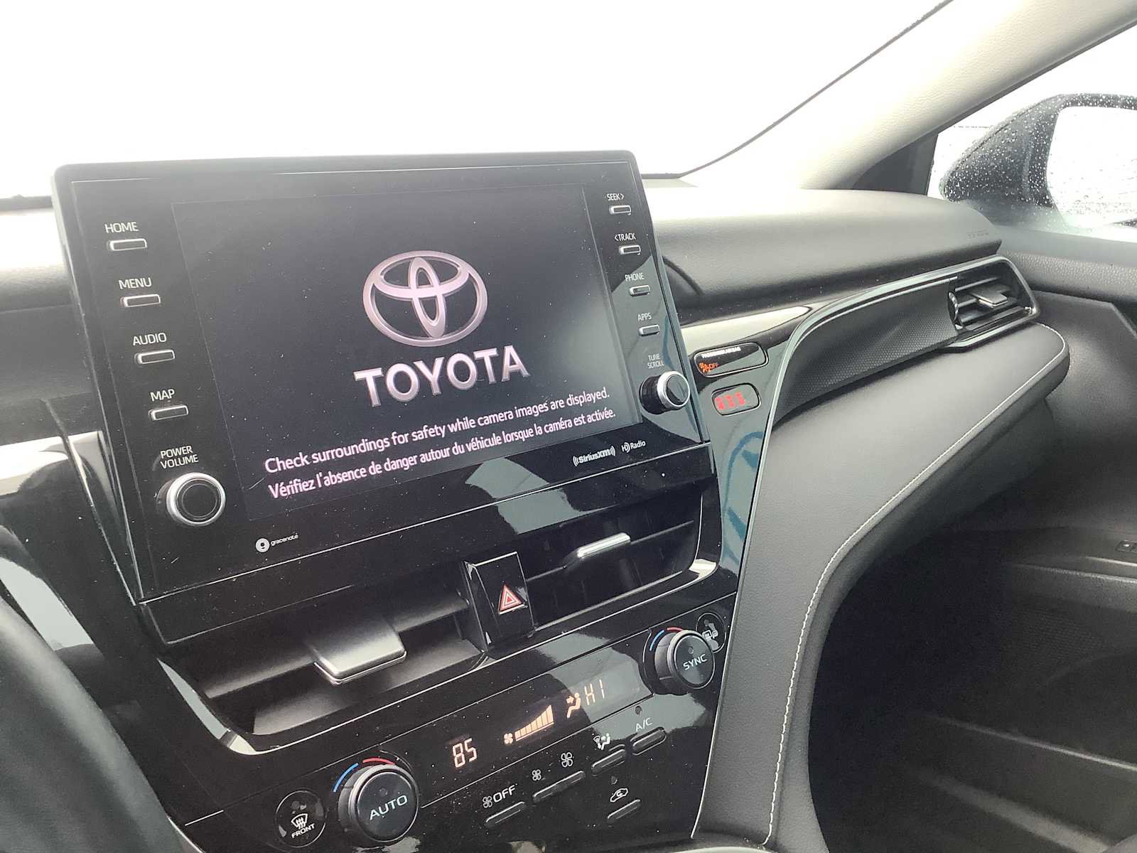 Used 2023 Toyota Camry XSE w/ Cold Weather Package image 17