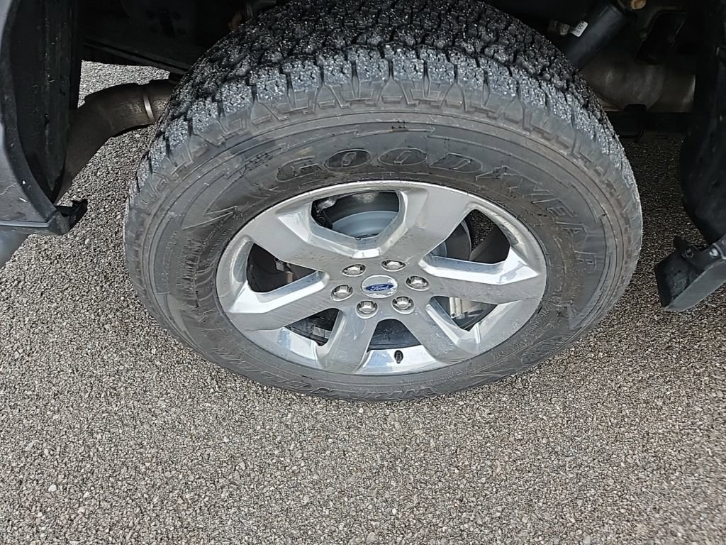 Used 2021 Ford F150 Lariat image 11