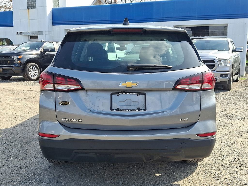 Used 2023 Chevrolet Equinox LS w/ Driver Confidence II Package image 6