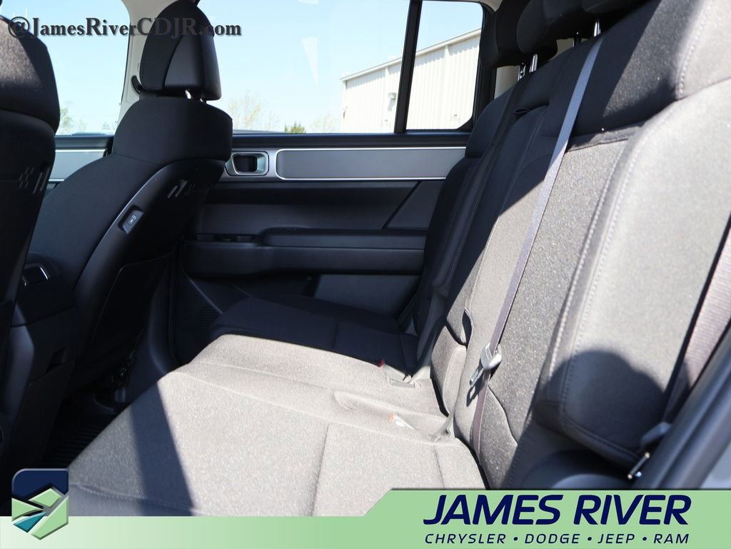 Used 2026 Hyundai Santa Fe SE image 19