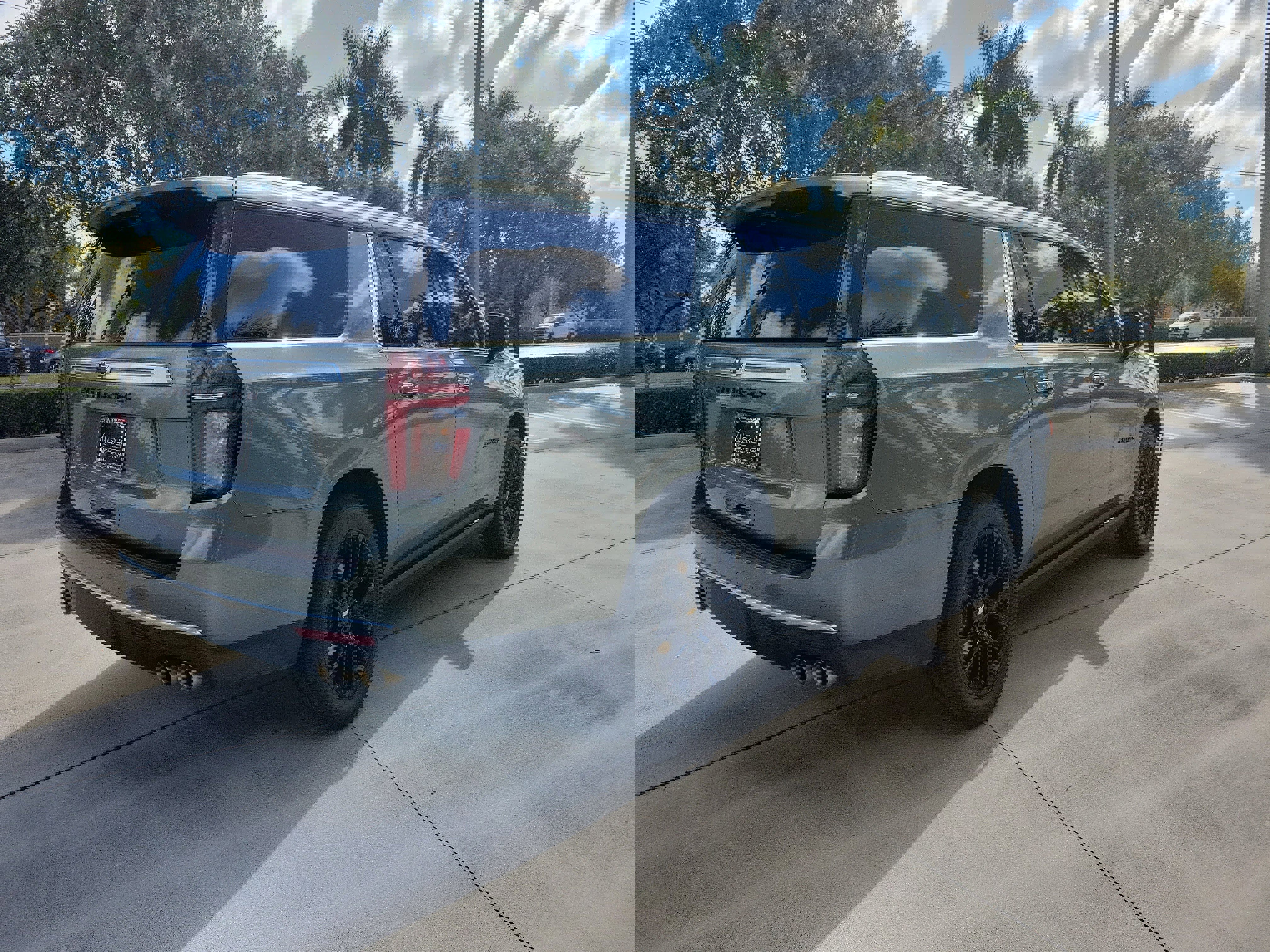 Used 2023 Chevrolet Suburban High Country image 7