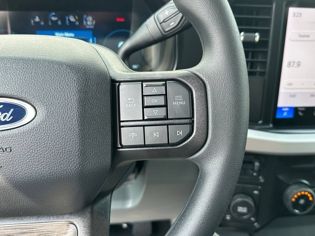 New 2026 Ford F250 XLT w/ XLT Premium Package AWD/4WD image 10
