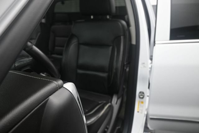 Used 2015 GMC Sierra 2500 SLT AWD/4WD image 11