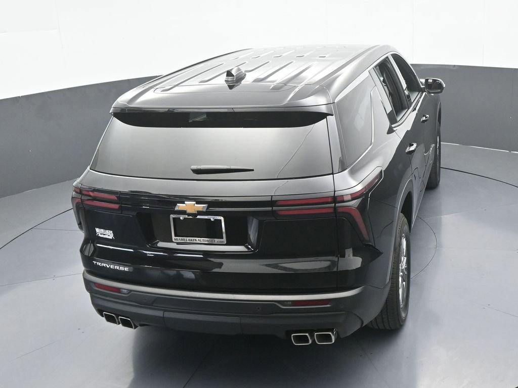 Used 2024 Chevrolet Traverse LS image 56