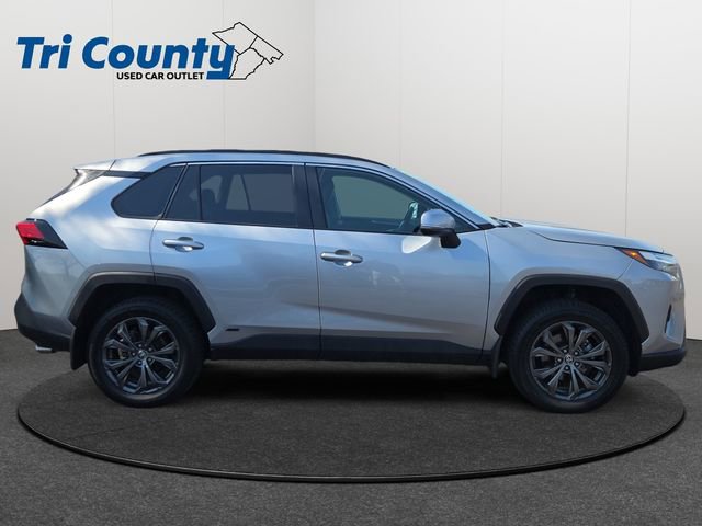 Certified 2023 Toyota RAV4 XLE Premium image 9
