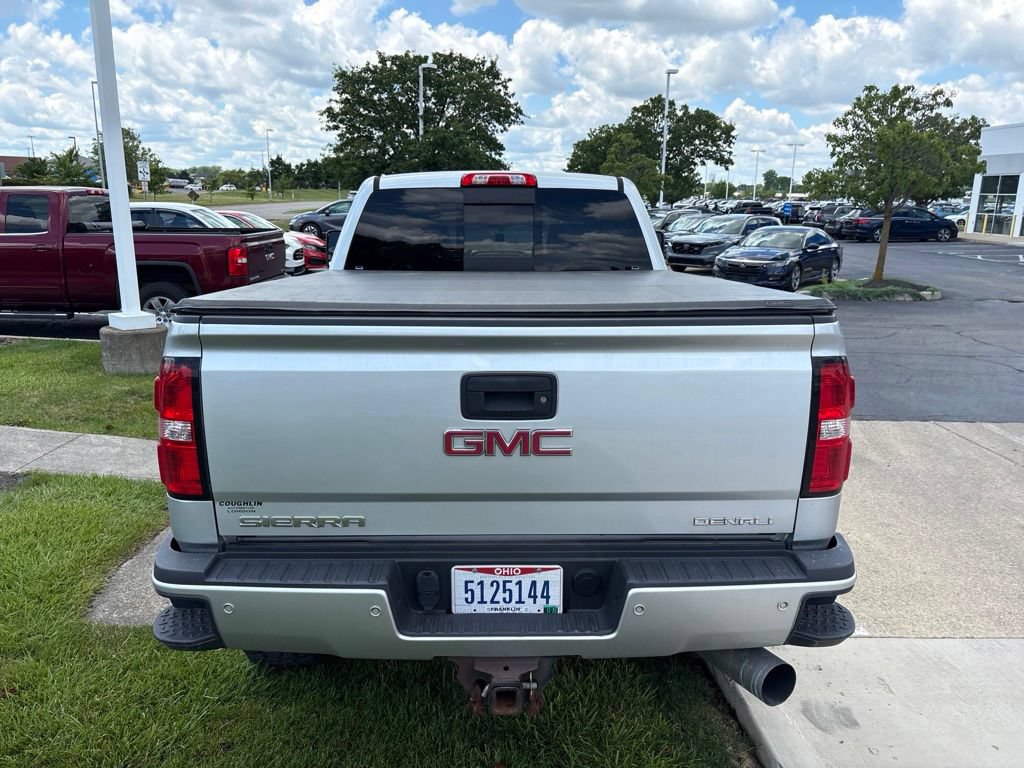 Used 2019 GMC Sierra 2500 Denali w/ Duramax Plus Package AWD/4WD image 11