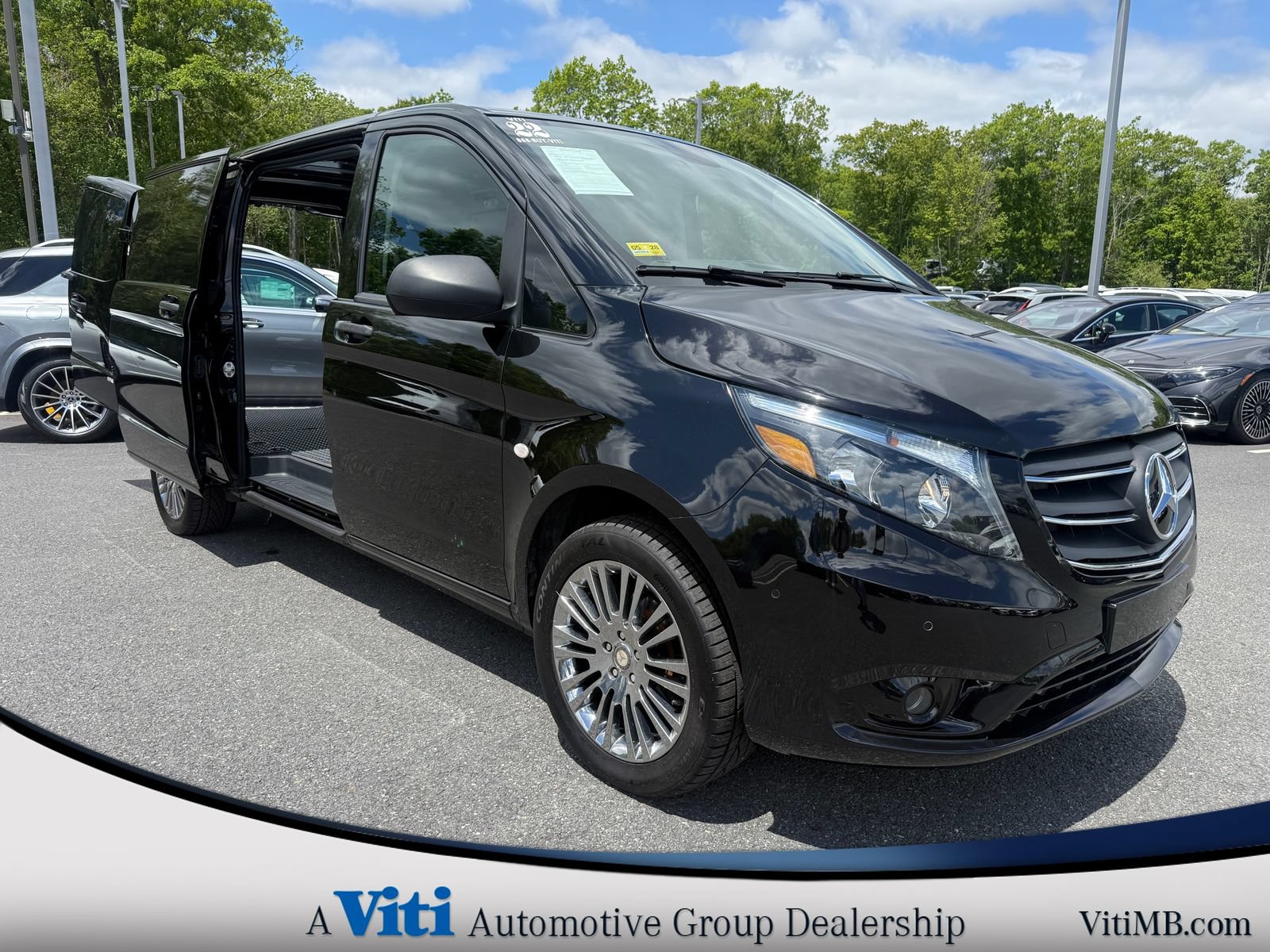 Used 2022 Mercedes-Benz Metris image 28