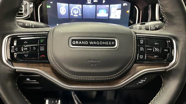 Used 2023 Jeep Grand Wagoneer Series II image 16