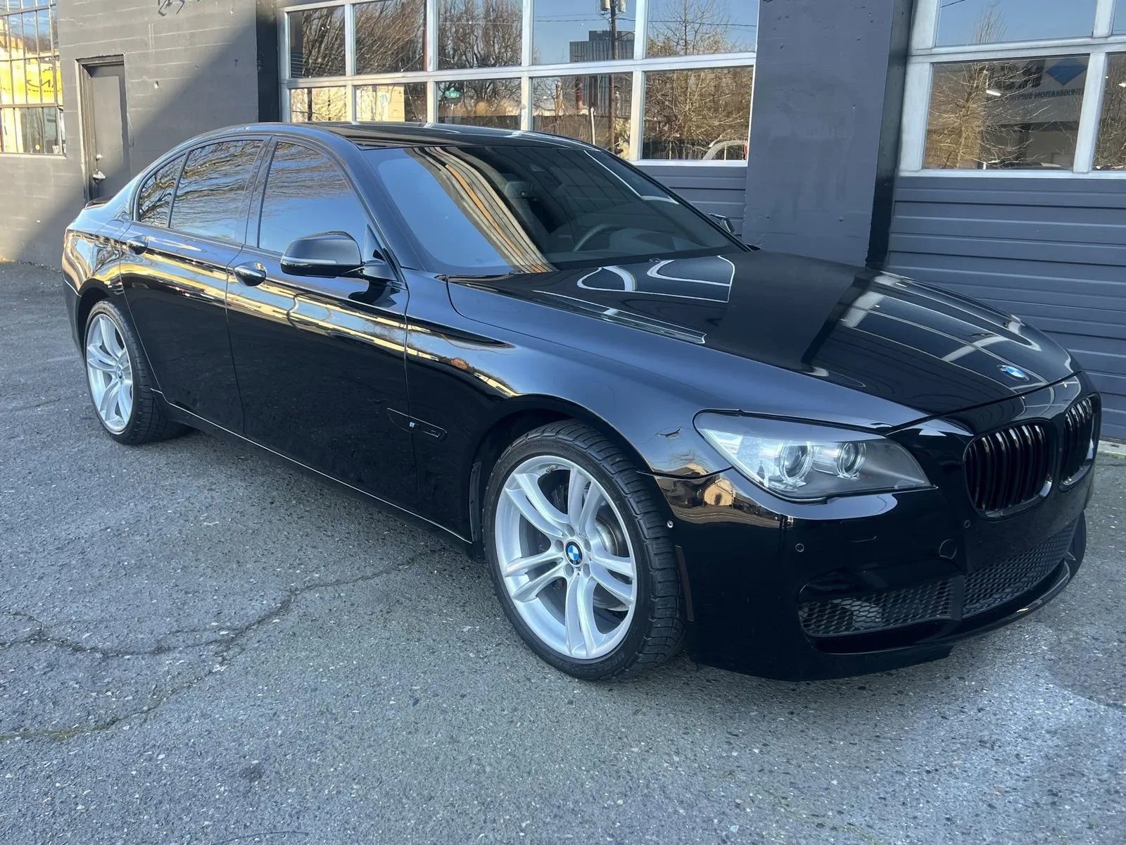 Used 2015 BMW 740i 740i Sedan 4D image 7