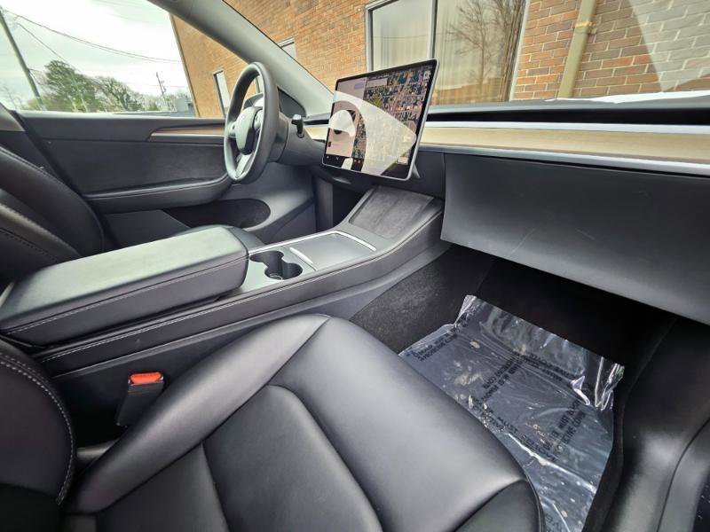 Used 2024 Tesla Model Y Long Range image 55