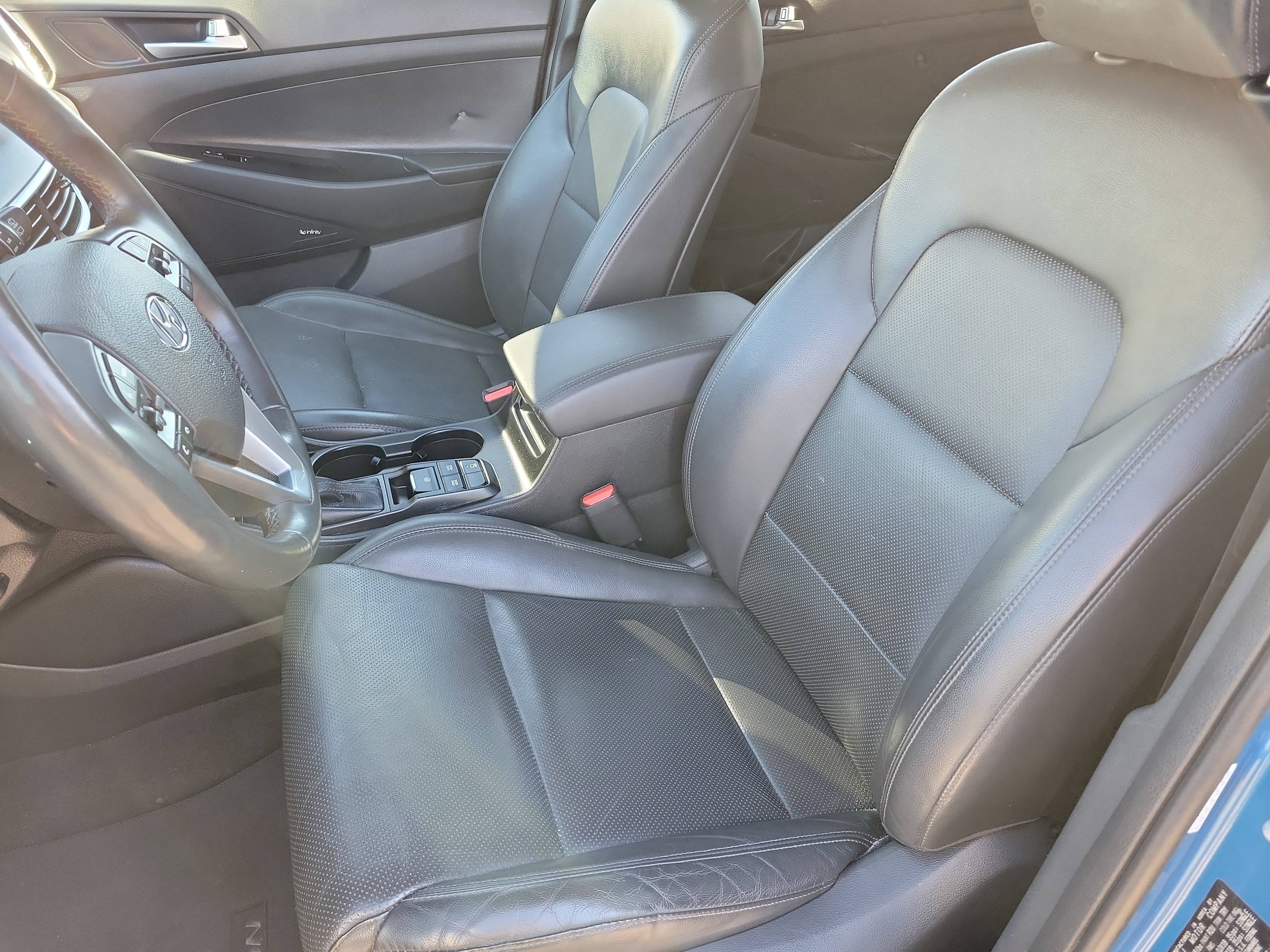 Used 2021 Hyundai Tucson Limited image 4